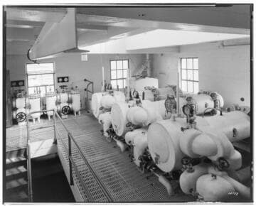 Long Beach Steam Station, Plant #3 - Fuel oil pump room