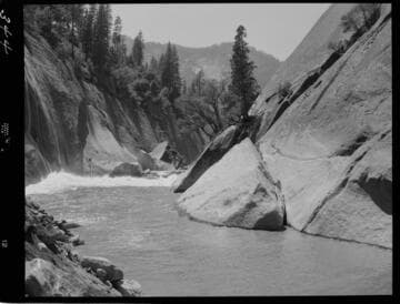 Big Creek - Mammoth Pool - General view at diversion tunnel outlet portal