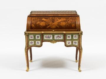 Rolltop or cylinder desk