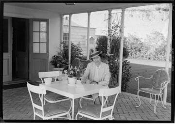 Francis, Kay, residence