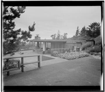 Buckner, Mr. and Mrs. Robert, residence