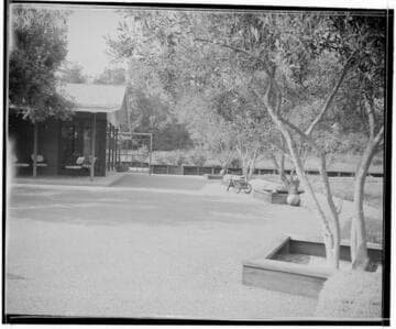 [Cornwall residence] (Alice Erving's mother)