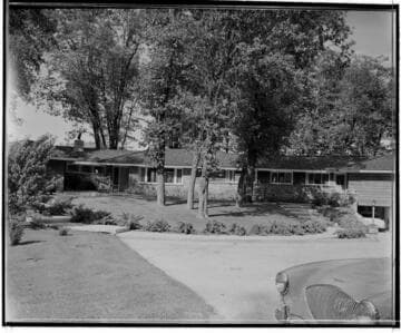 Douglas Baylis gardens for Joseph E. Howland: Dellinger residence