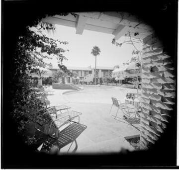 Desert Hills [Motel]