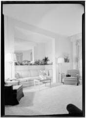 Go to image 4.