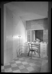 Go to image 19.
