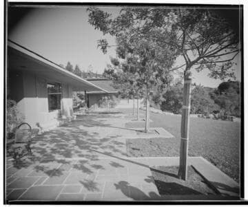 Landscaping for Jean Lawson: Kroeger residence