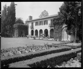 Go to image 2.