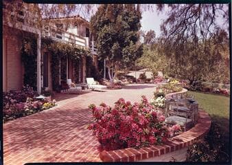 Go to image 2.