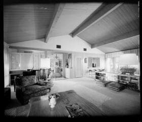 Go to image 4.