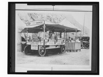Pacific Palisades vending car on beach