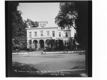 A near view of H. T. Hazard home, Hope St