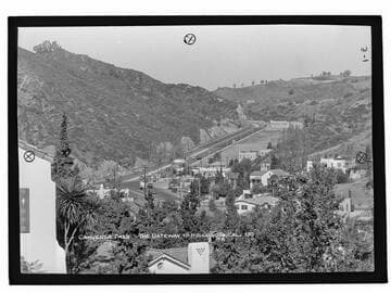 Cahuenga Pass, the gateway to Hollywood, Cal