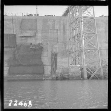 Big Creek, Huntington Lake Dams - Dam 1 Close-up