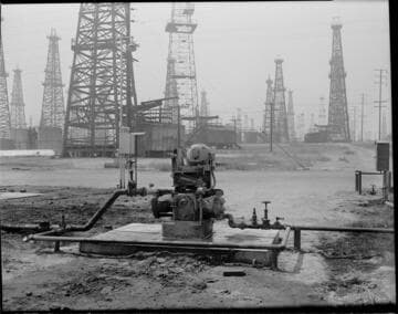 Industrial Oil Pumping - Shell Oil Co