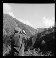 Go to image 31.