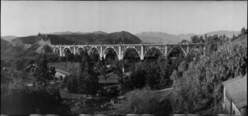 Colorado Street Bridge, Pasadena. 1914