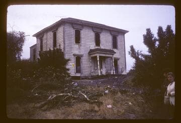 The last house on Bunker Hill, its last day